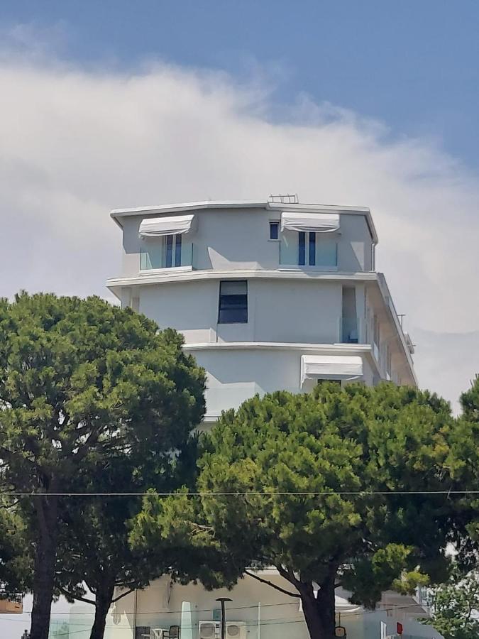 Hotel President Lido di Jesolo Exterior foto