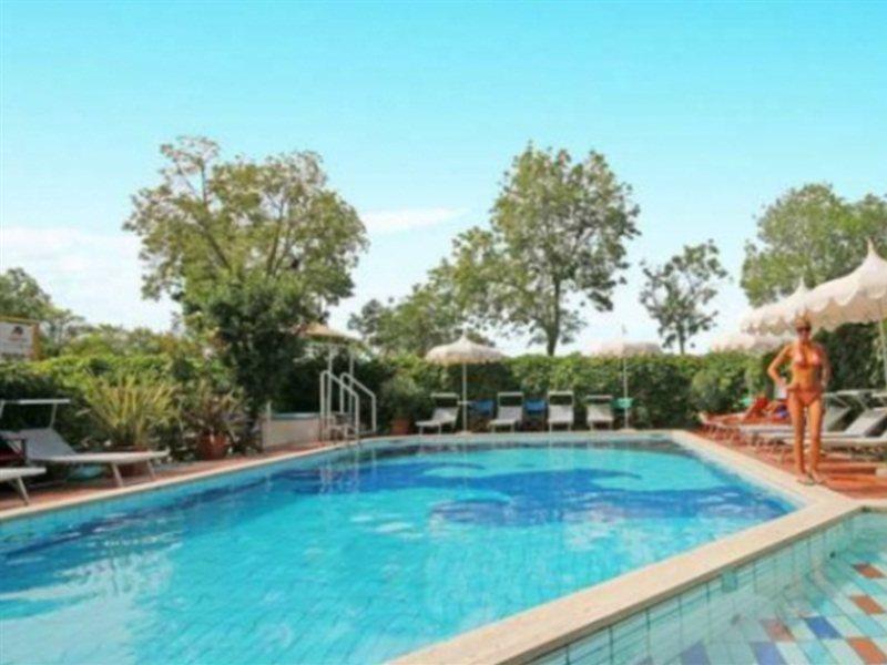 Hotel President Lido di Jesolo Exterior foto