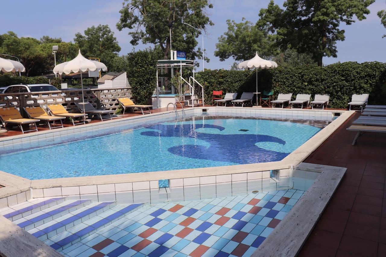 Hotel President Lido di Jesolo Exterior foto